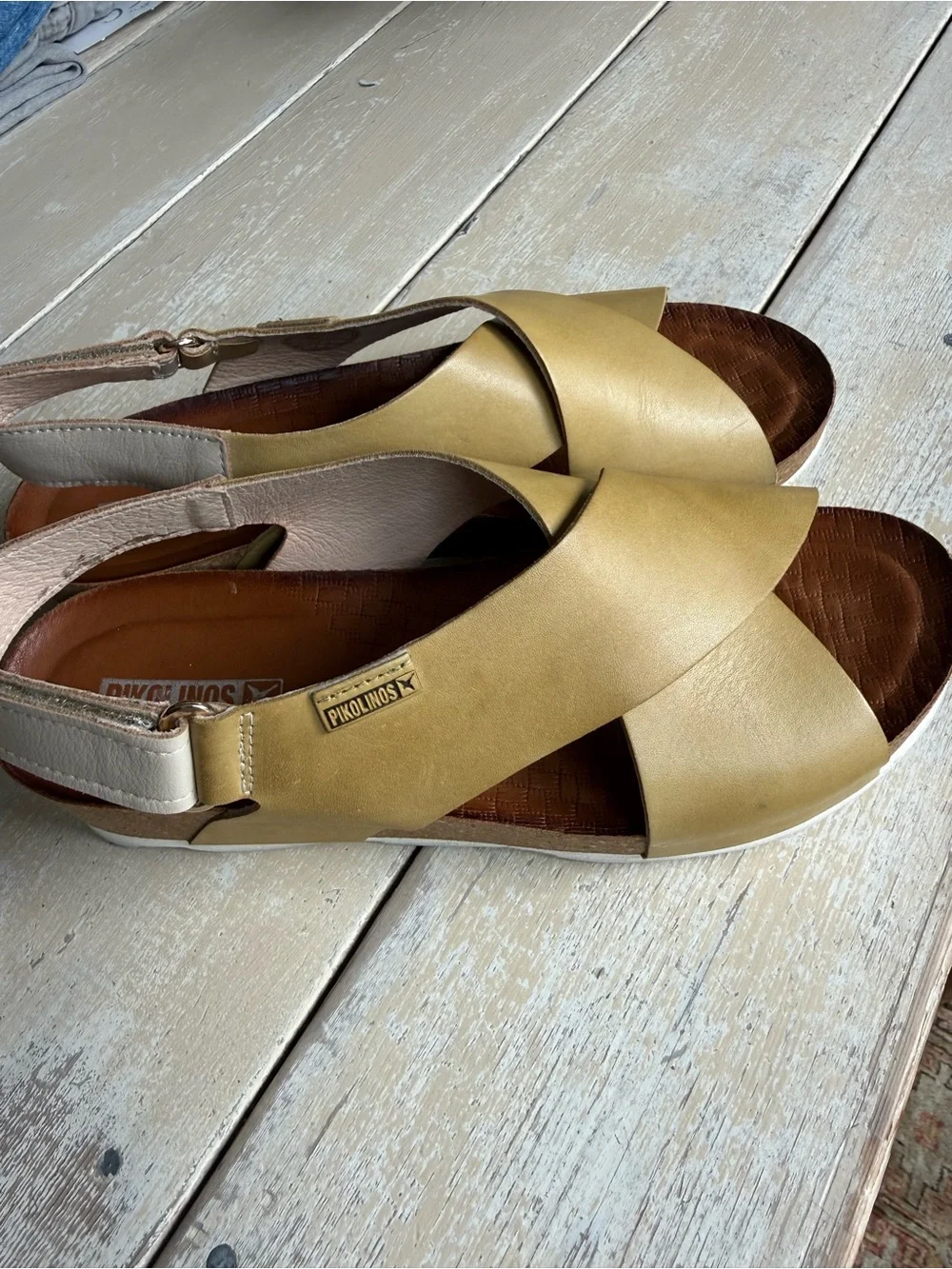 PIKOLINOS Mahon Size EU 39 Leather Cross-Strap Slingback Sandal